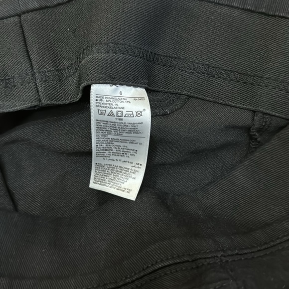 Old Navy pull on black super skinny jeans - Picture 7 of 7